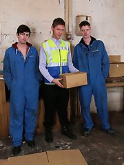 Britladz: Cute delivery boy